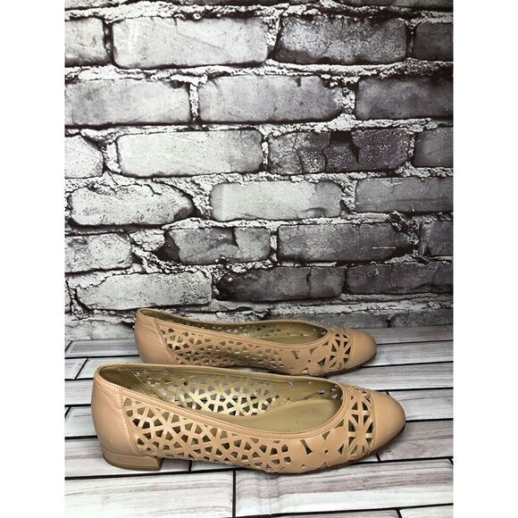 Stuart Weitzman Pink Nude Leather Laser Cut Cap Toe Ballet Flats Women’s 6.5M US - Picture 4 of 16
